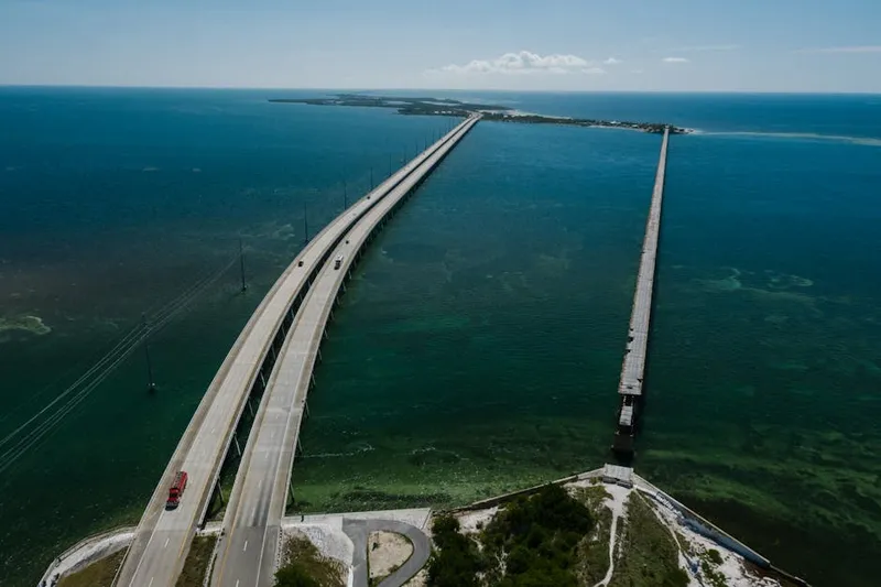 Step Deck dispatch services in Miami, FL
